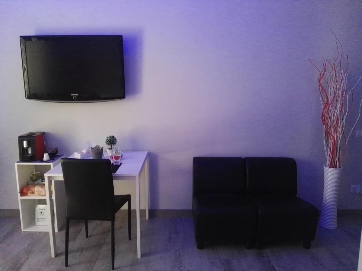 B&B Da Lillo Frosinone Bagian luar foto