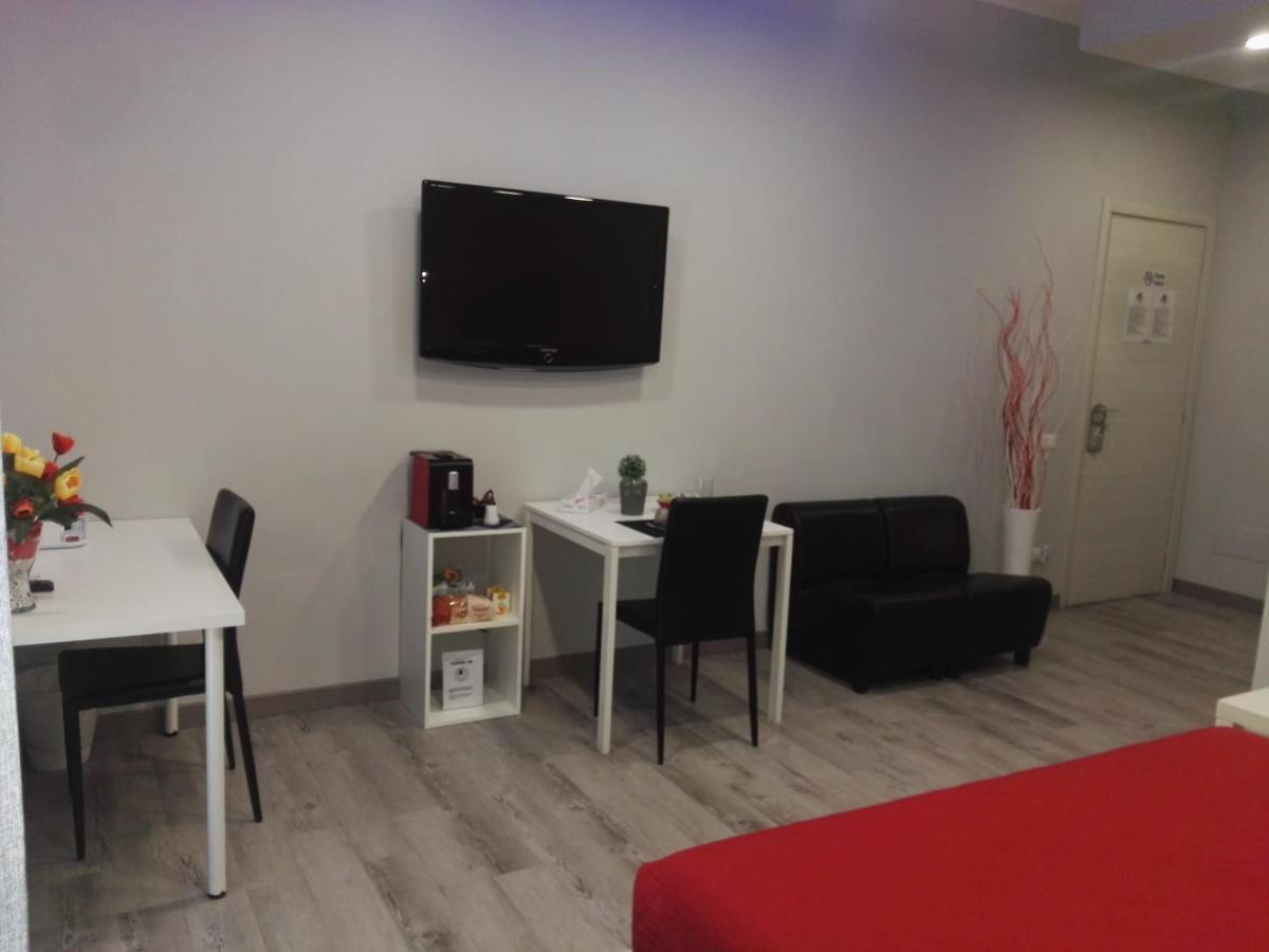 B&B Da Lillo Frosinone Bagian luar foto