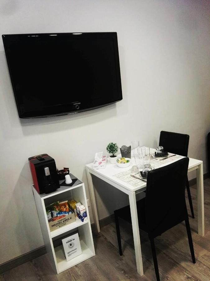 B&B Da Lillo Frosinone Bagian luar foto