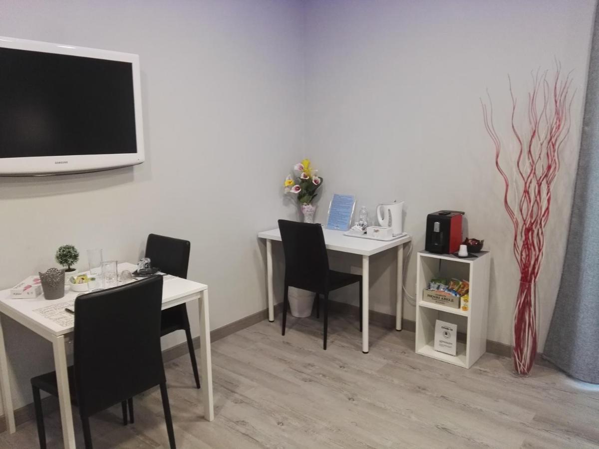 B&B Da Lillo Frosinone Bagian luar foto